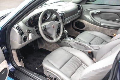 2003 Porsche 911 Carrera Base