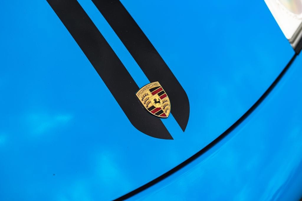 2003 Porsche 911 Carrera Base
