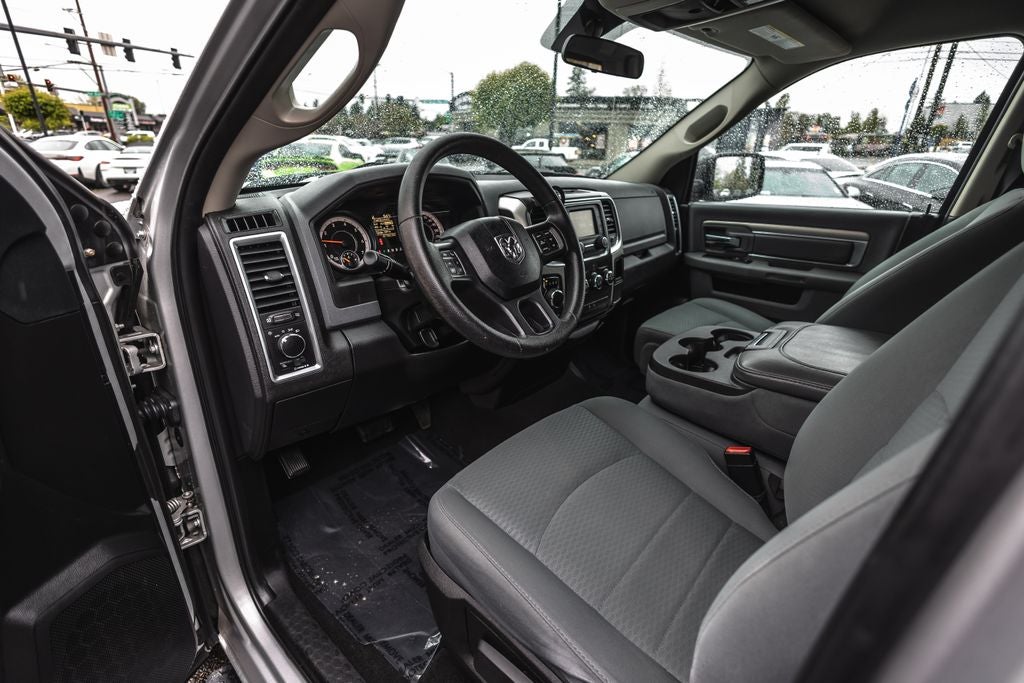 2017 RAM 1500 SLT