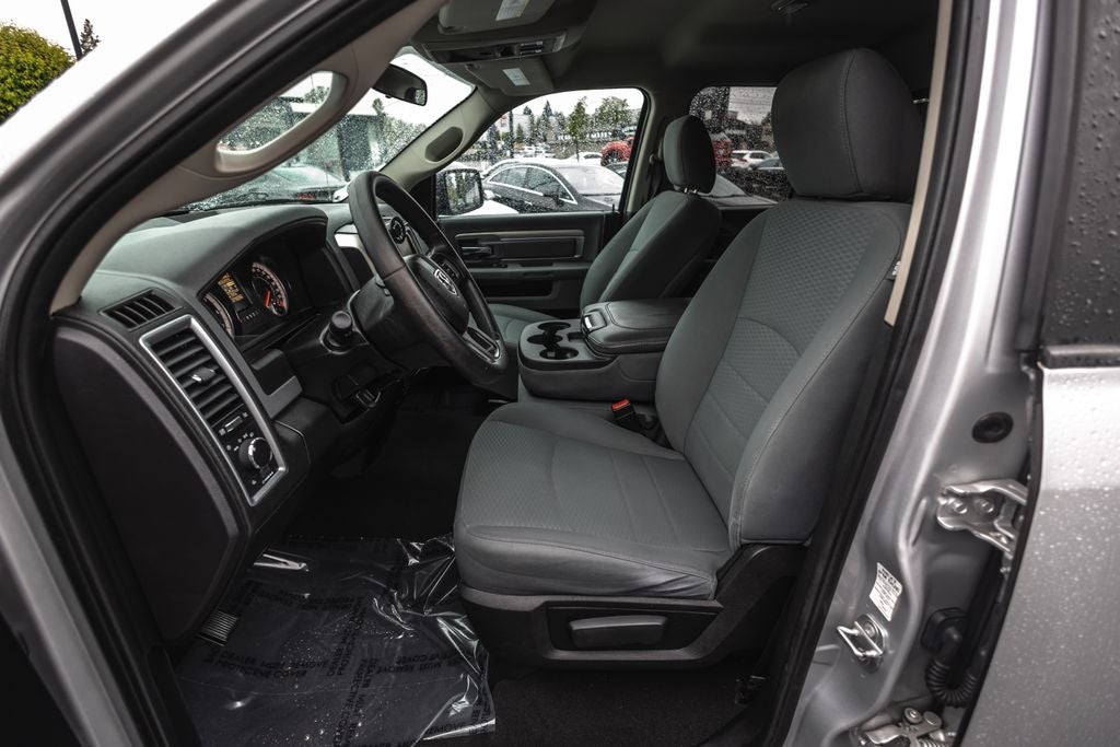 2017 RAM 1500 SLT