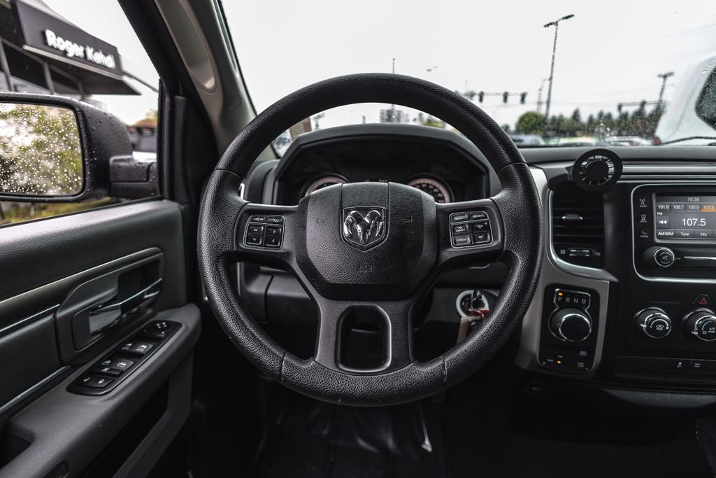 2017 RAM 1500 SLT