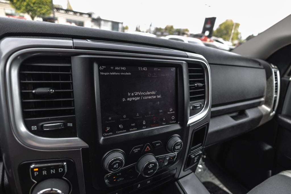 2023 RAM 1500 Classic SLT