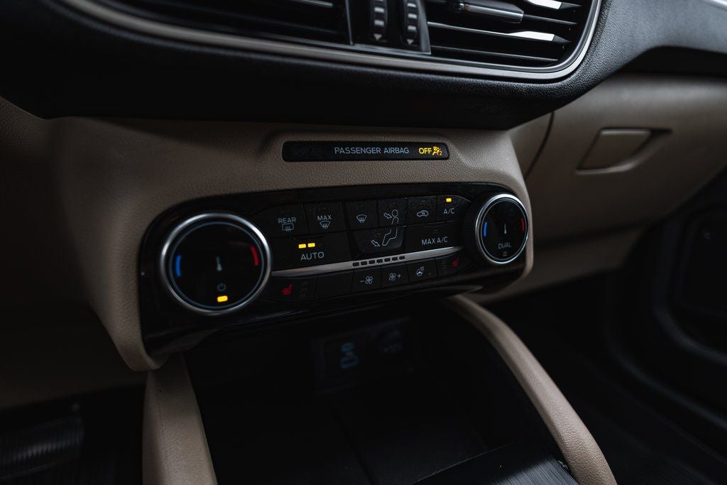 2022 Ford Escape Hybrid SEL