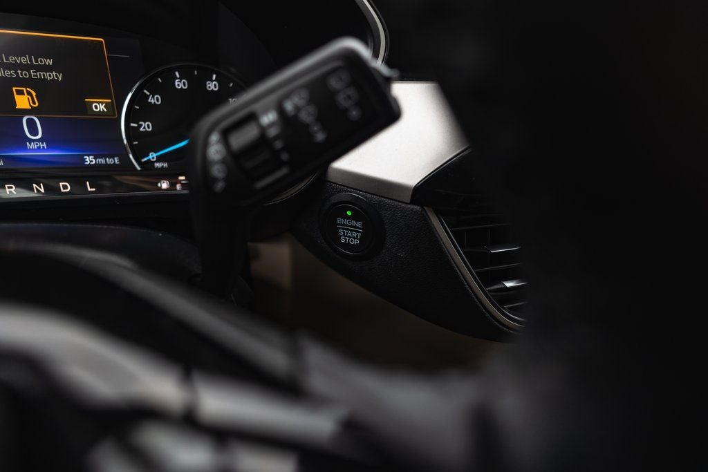 2022 Ford Escape Hybrid SEL