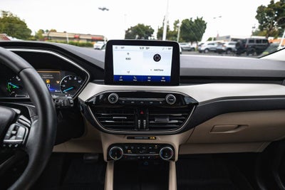 2022 Ford Escape Hybrid SEL