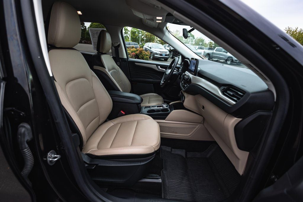 2022 Ford Escape Hybrid SEL