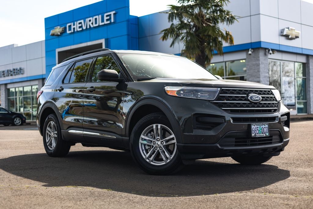 2022 Ford Explorer XLT 4WD's photo