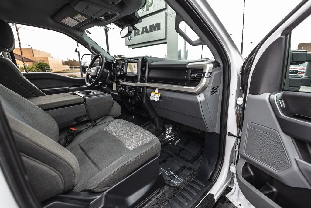 2023 Ford F-350SD XLT