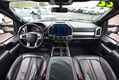 2022 Ford F-350SD Platinum