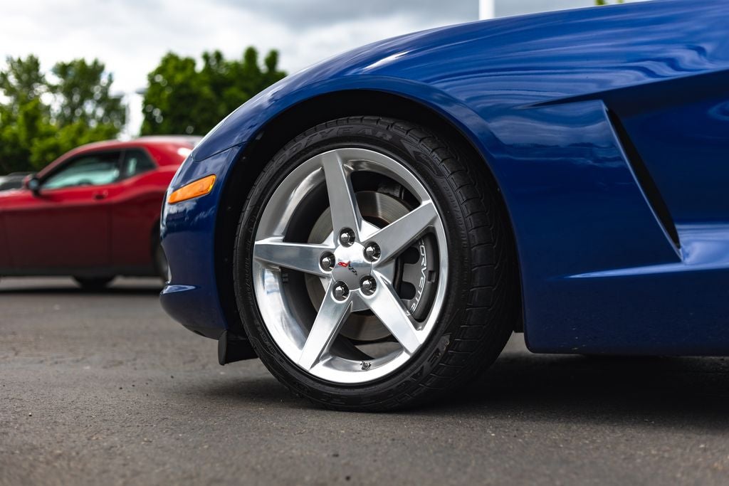 2005 Chevrolet Corvette Base