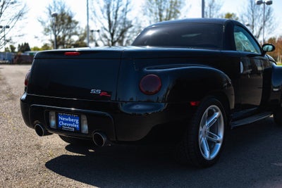 2004 Chevrolet SSR Base