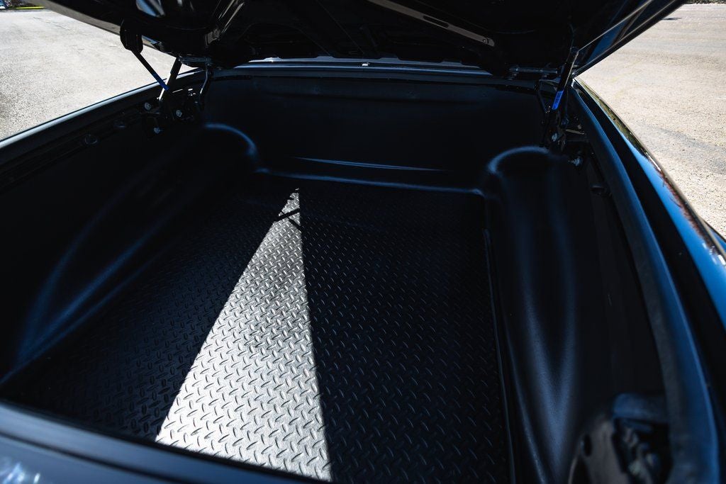 2004 Chevrolet SSR Base