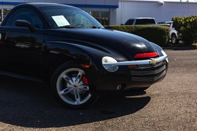 2004 Chevrolet SSR Base