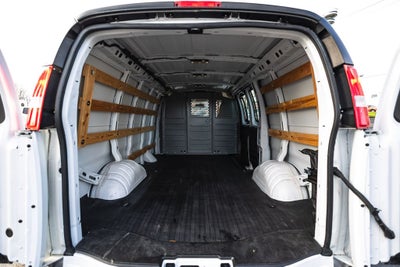 2022 Chevrolet Express 2500 Work Van Cargo