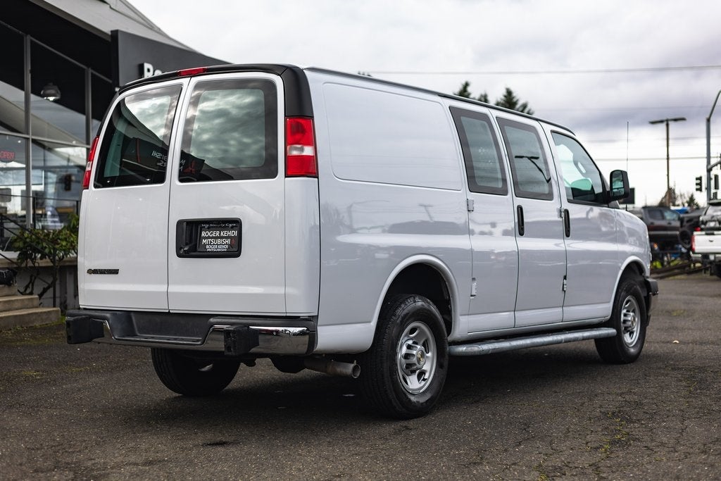 2024 Chevrolet Express 2500 Work Van Cargo