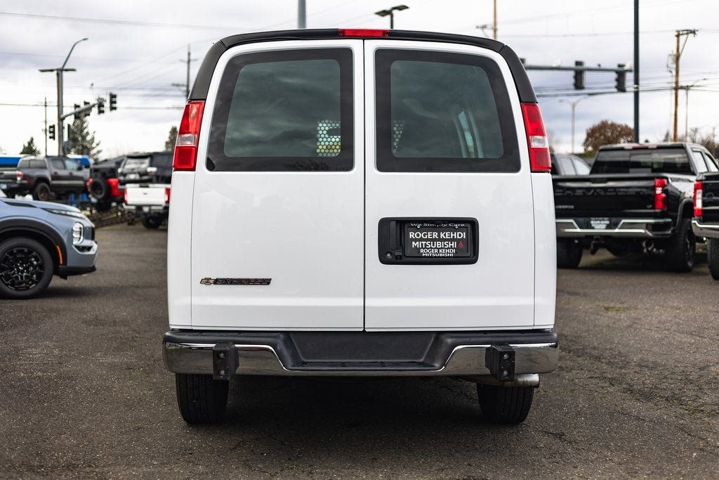 2024 Chevrolet Express 2500 Work Van Cargo
