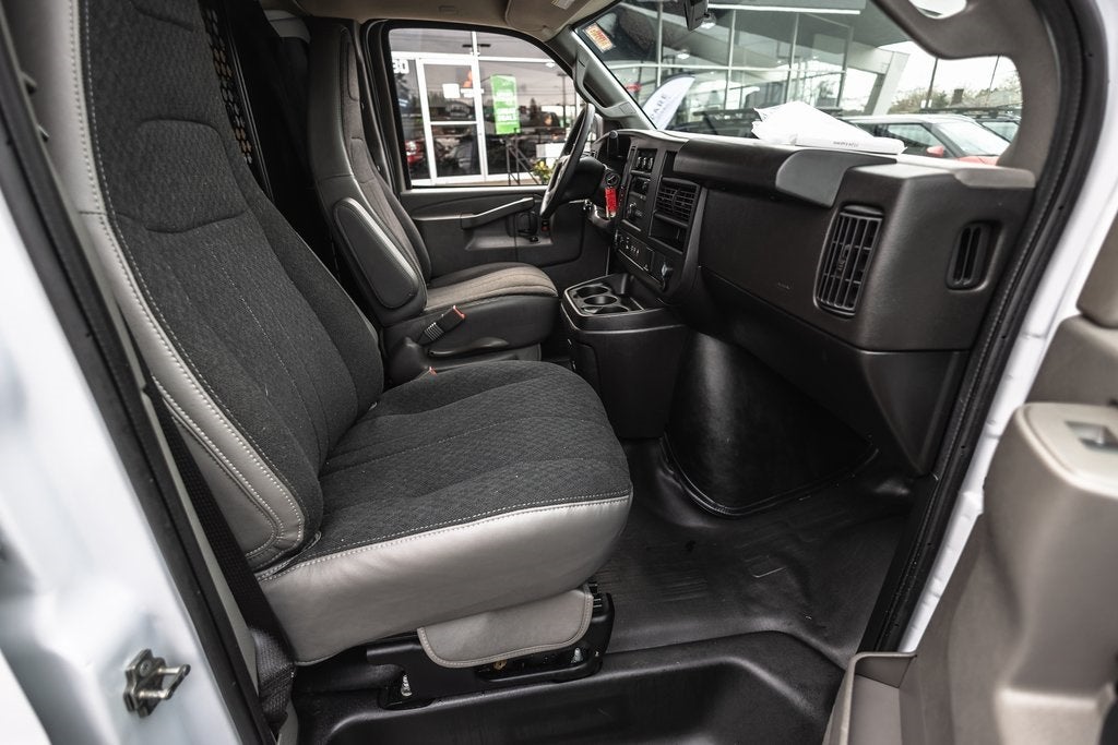 2024 Chevrolet Express 2500 Work Van Cargo