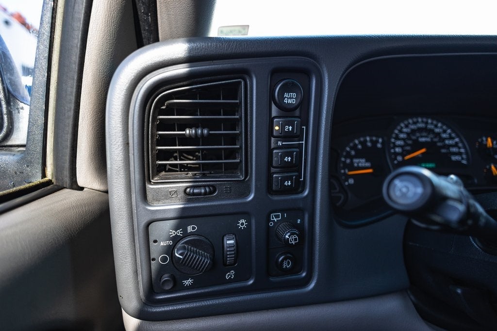 2003 Chevrolet Suburban 1500 LT