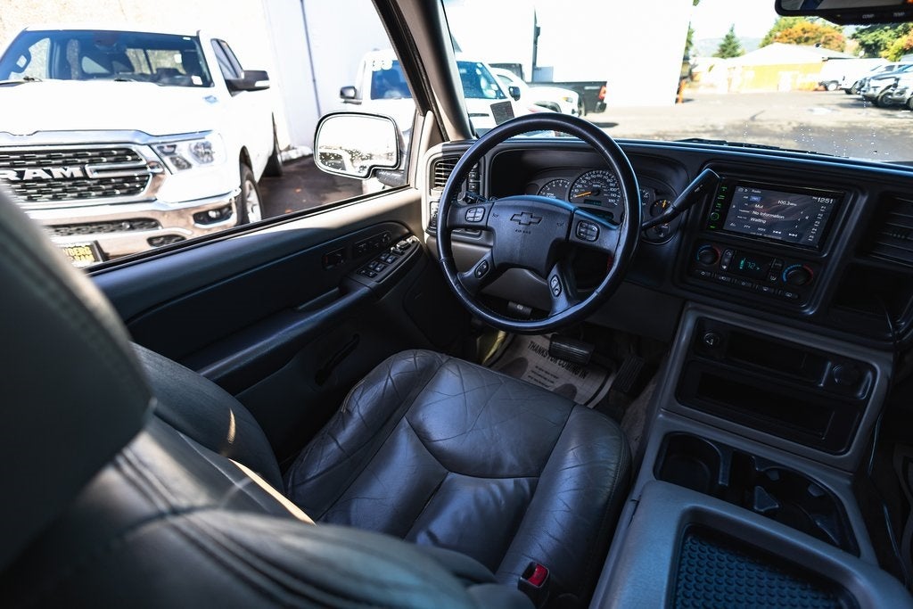 2003 Chevrolet Suburban 1500 LT