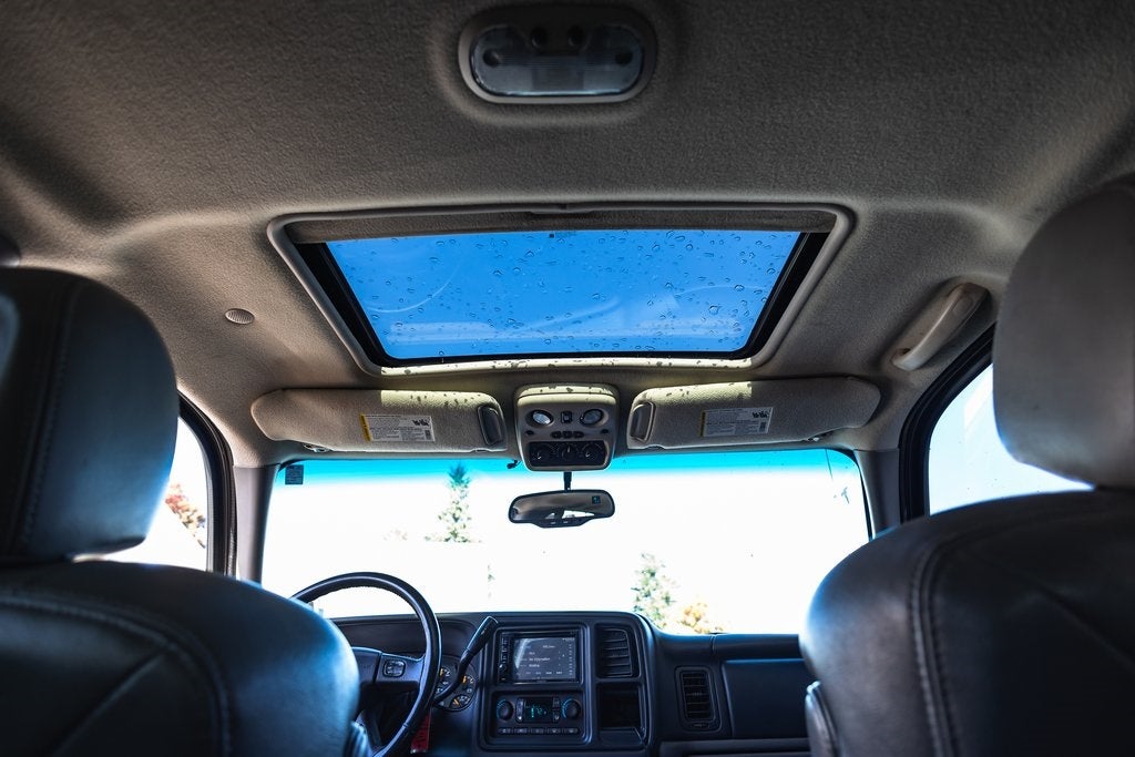 2003 Chevrolet Suburban 1500 LT