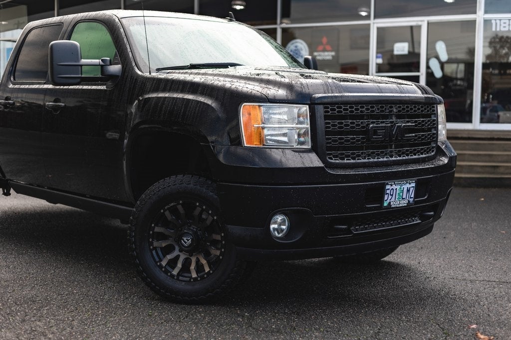 2011 GMC Sierra 2500HD Denali