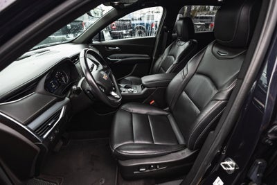 2023 Cadillac XT4 Premium Luxury