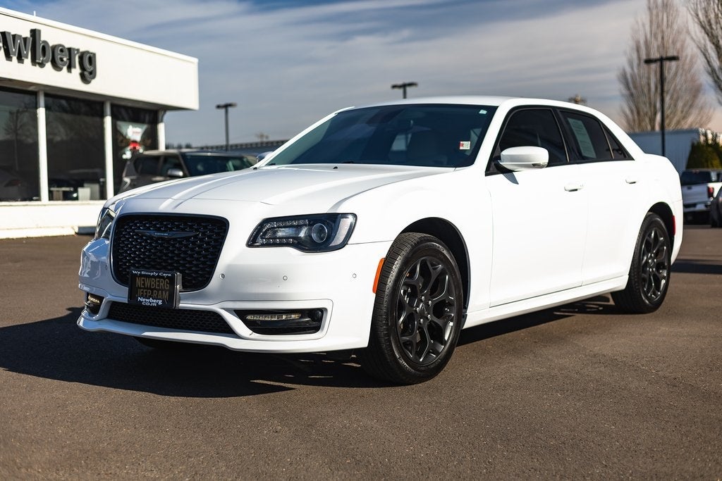 2023 Chrysler 300 Touring
