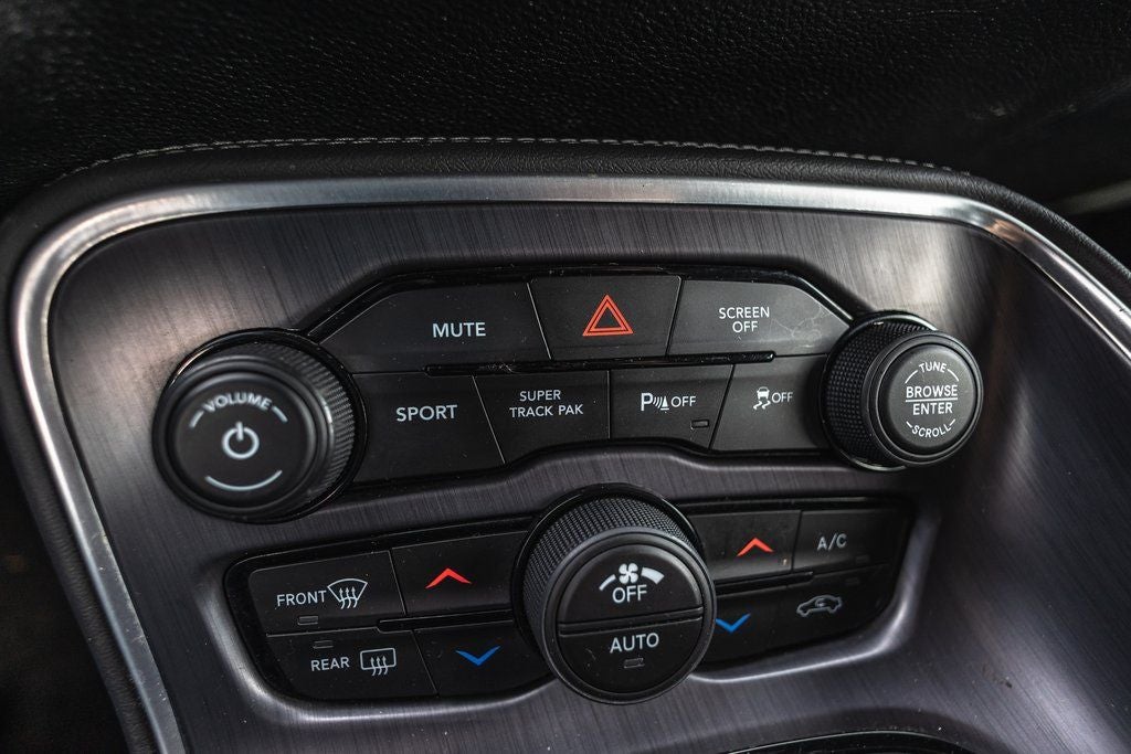 2018 Dodge Challenger 392 Hemi Scat Pack Shaker