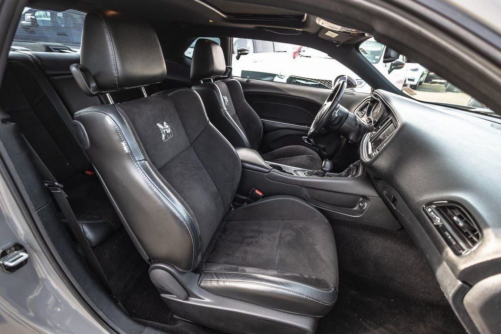 2018 Dodge Challenger 392 Hemi Scat Pack Shaker