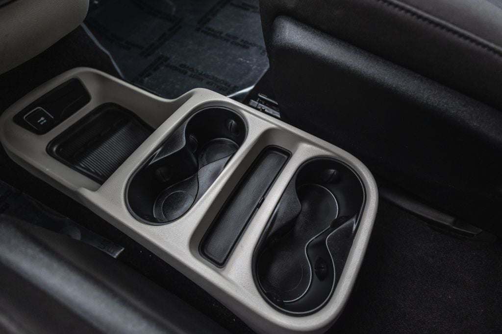 2020 Chrysler Voyager L