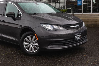 2020 Chrysler Voyager L