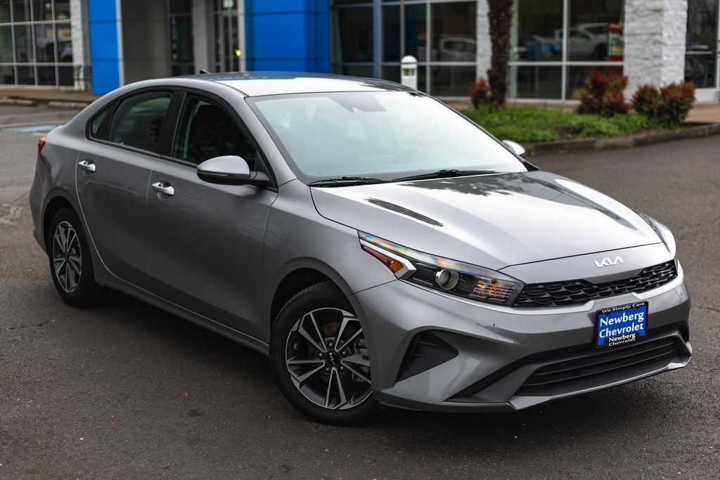 Used 2024 Kia Forte LXS with VIN 3KPF24ADXRE743492 for sale in Newberg, OR