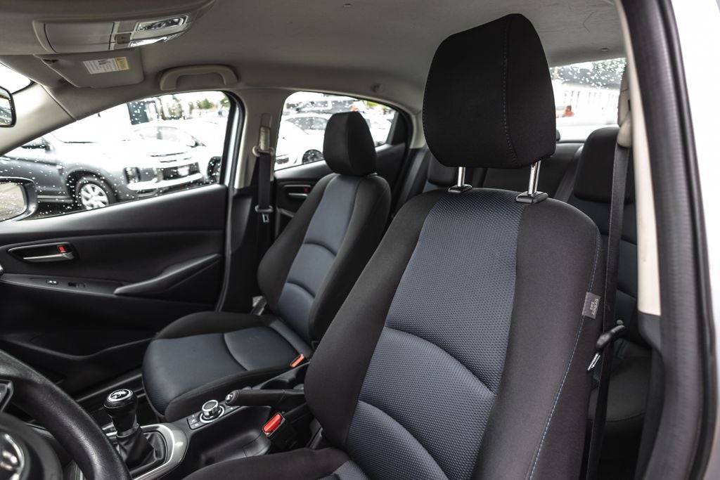 2019 Toyota Yaris L
