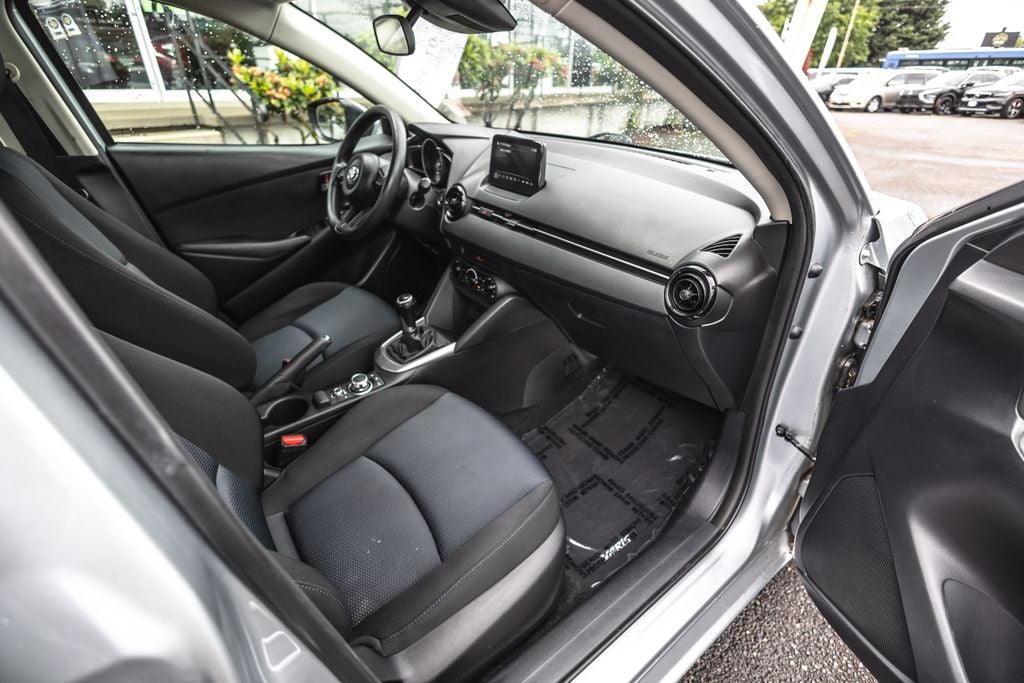 2019 Toyota Yaris L
