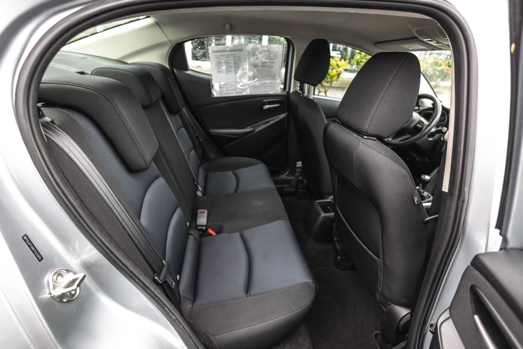 2019 Toyota Yaris L