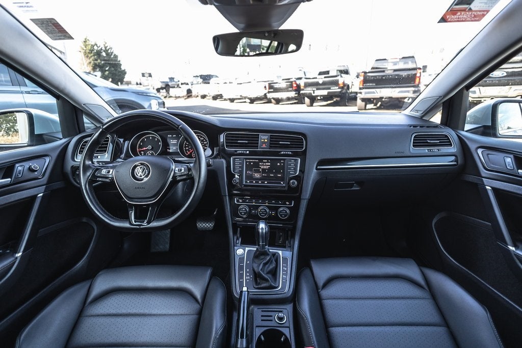 2017 Volkswagen Golf SportWagen SEL