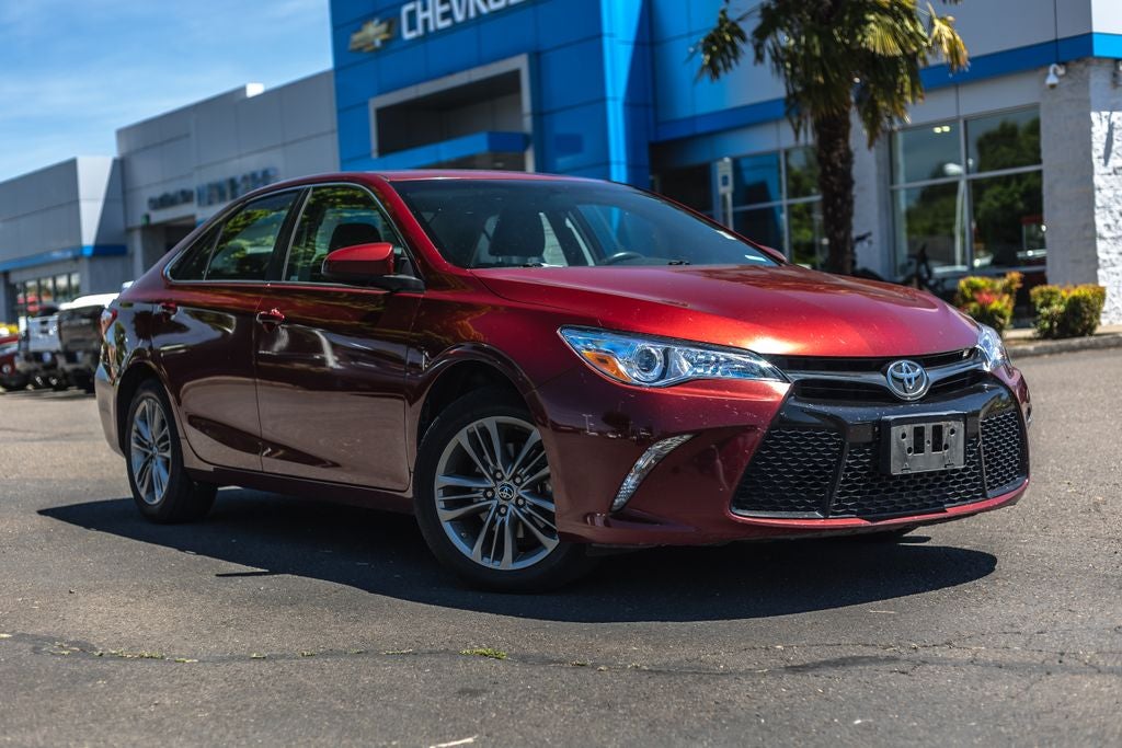 2015 Toyota Camry SE