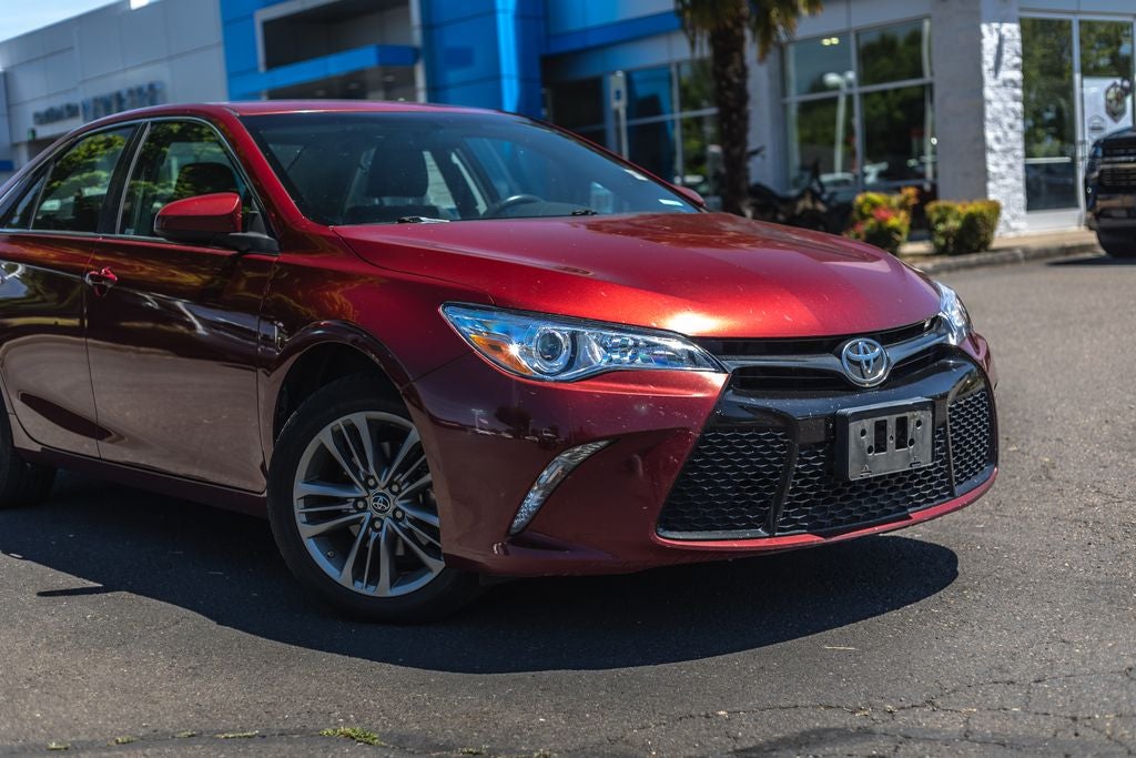 2015 Toyota Camry SE