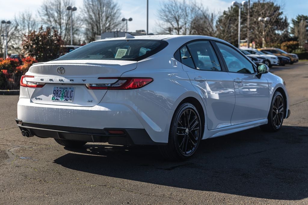 2025 Toyota Camry SE
