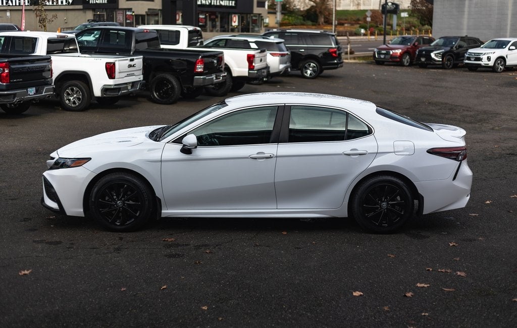 2022 Toyota Camry SE Nightshade