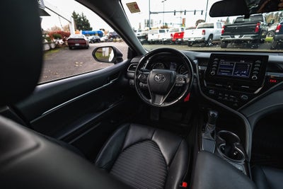 2022 Toyota Camry SE Nightshade