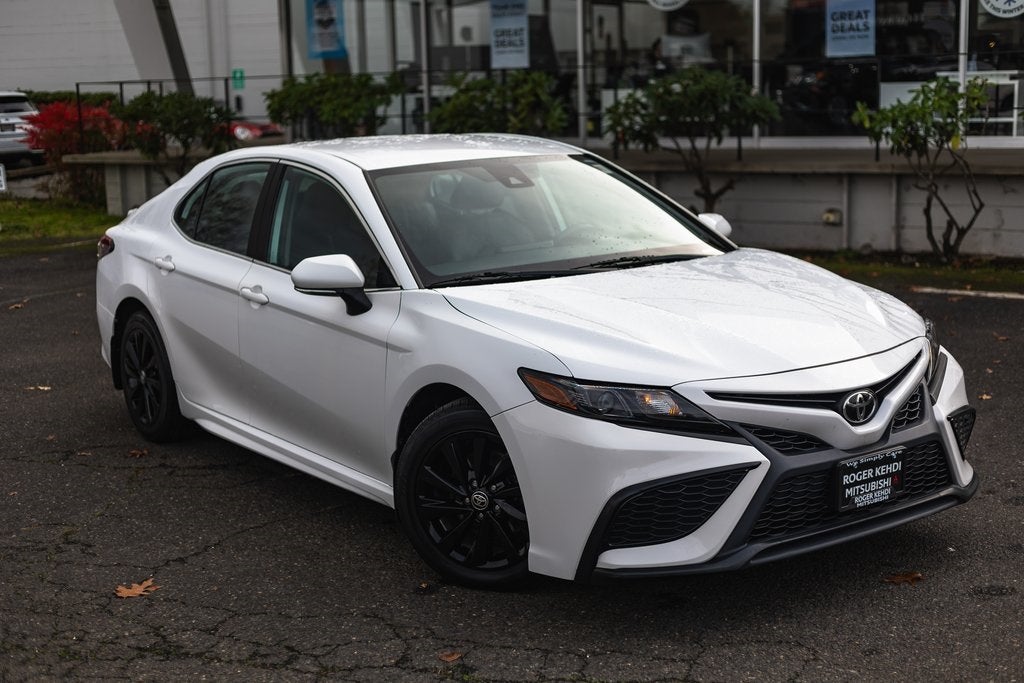 2022 Toyota Camry SE Nightshade