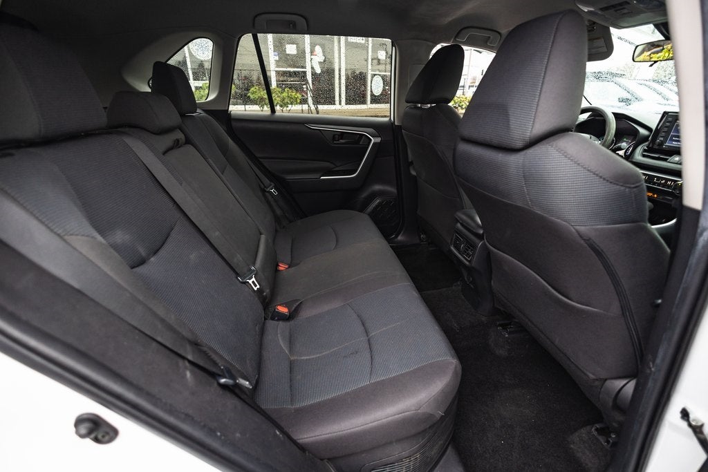 2022 Toyota RAV4 Hybrid LE