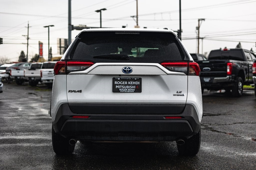 2022 Toyota RAV4 Hybrid LE