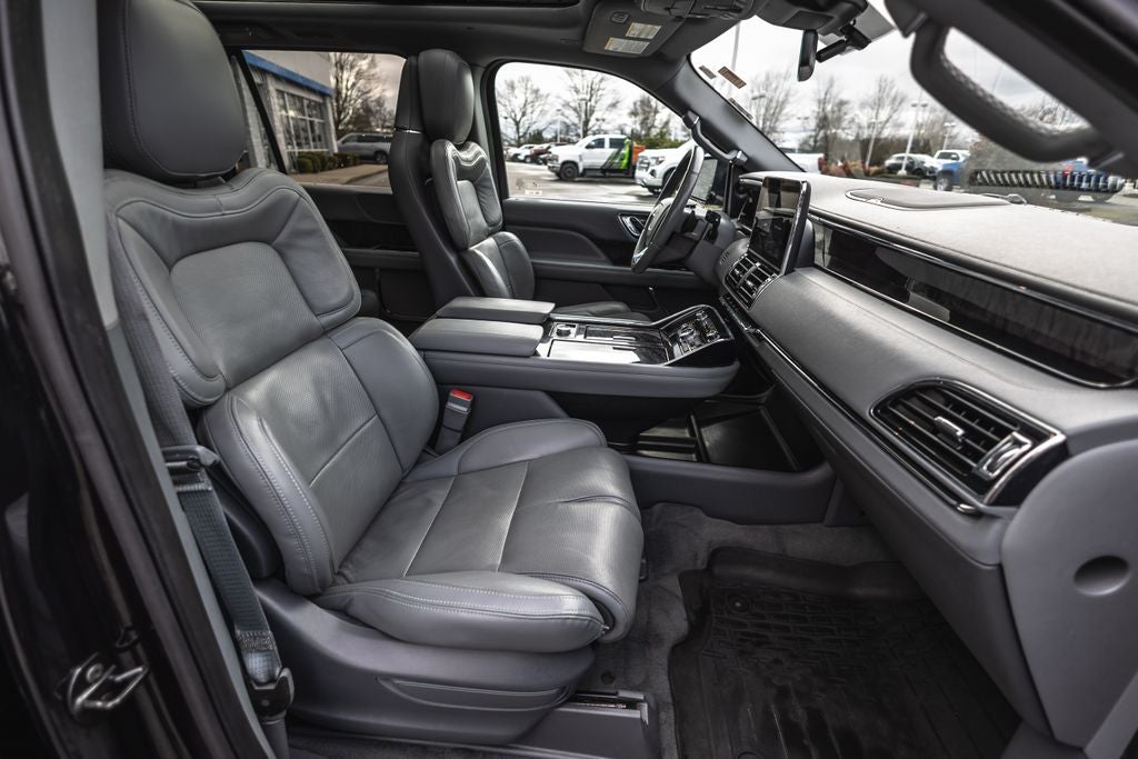 2021 Lincoln Navigator L Reserve