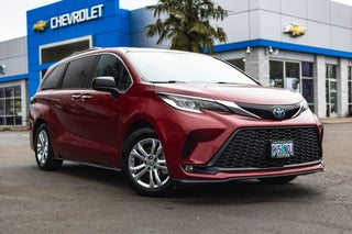 2022 Toyota Sienna XSE 7 Passenger