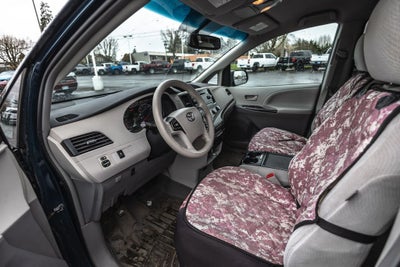 2012 Toyota Sienna LE 8 Passenger