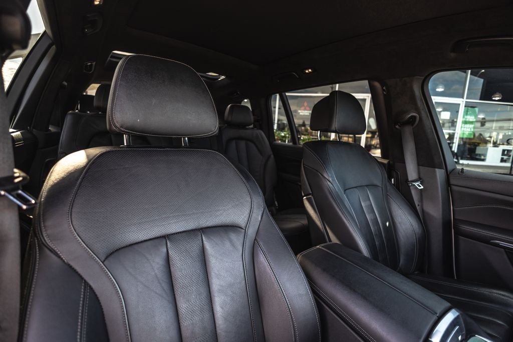 2022 BMW X7 M50i