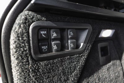 2022 BMW X7 M50i