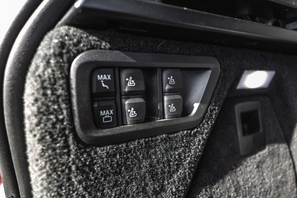 2022 BMW X7 M50i